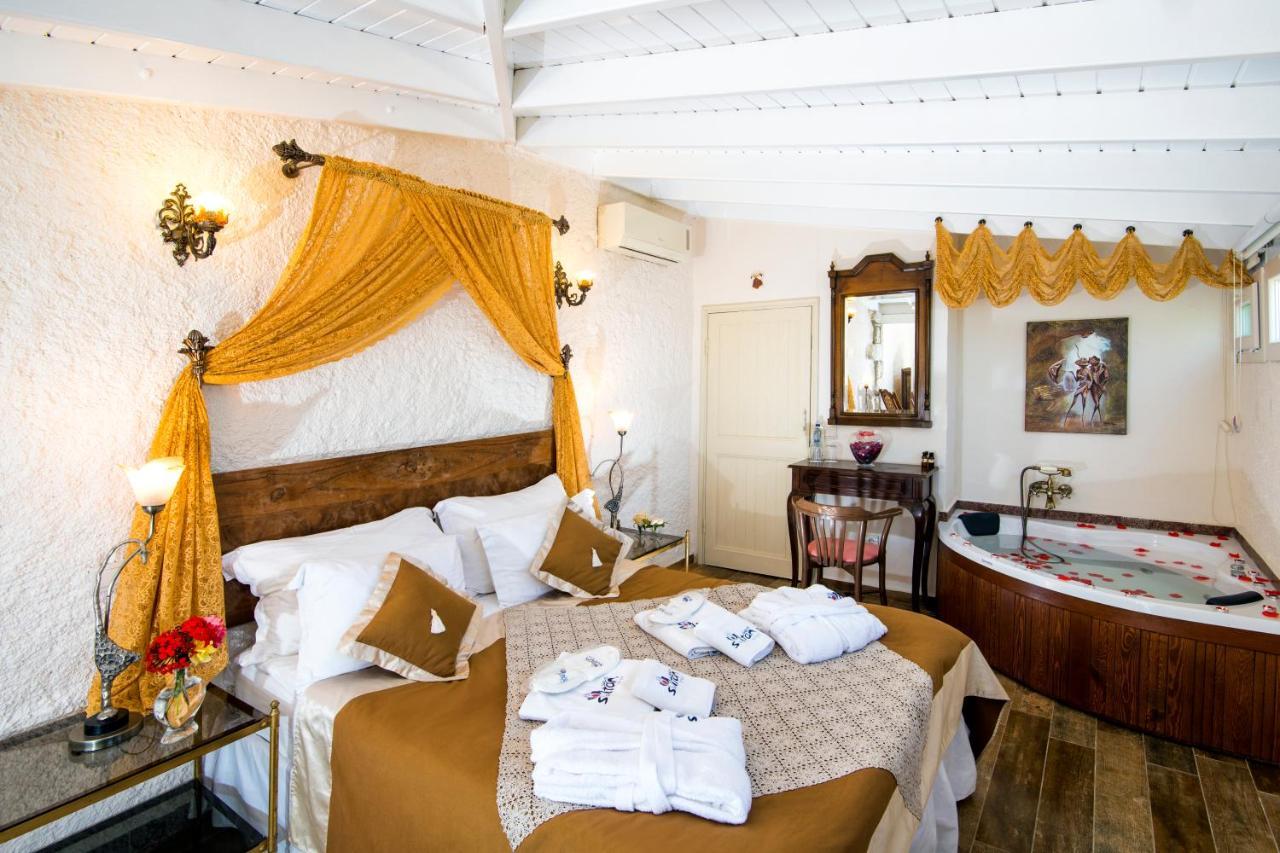 Alacati Sultan Konak Butik Otel ℳℛ Luxury Concept エクステリア 写真