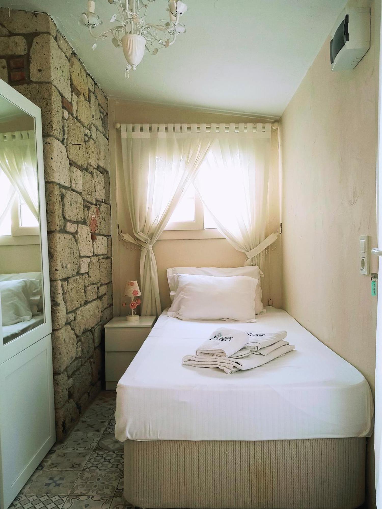 Alacati Sultan Konak Butik Otel ℳℛ Luxury Concept 部屋 写真